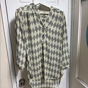 Diamond Pattern Blouse